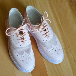 New Geox Thymar Oxford shoes light peach/pink size 9